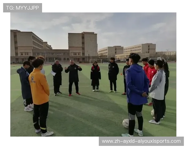 足球运动员的营养管理与恢复训练